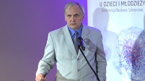 Nowy międzynarodowy program leczenia AML u dzieci i młodzieży International Multicenter, Open-Label Clinical Trial for the Treatment of AML In Children and Adolescents – AIEOP-BFM AML 2020 – wprowadzenie,kryteria włączenia i wykluczenia, stratyfikacja do grup ryzyka, randomizacja, wymagane badania diagnostyczne, przebieg leczenia, ocena odpowiedzi na leczenie