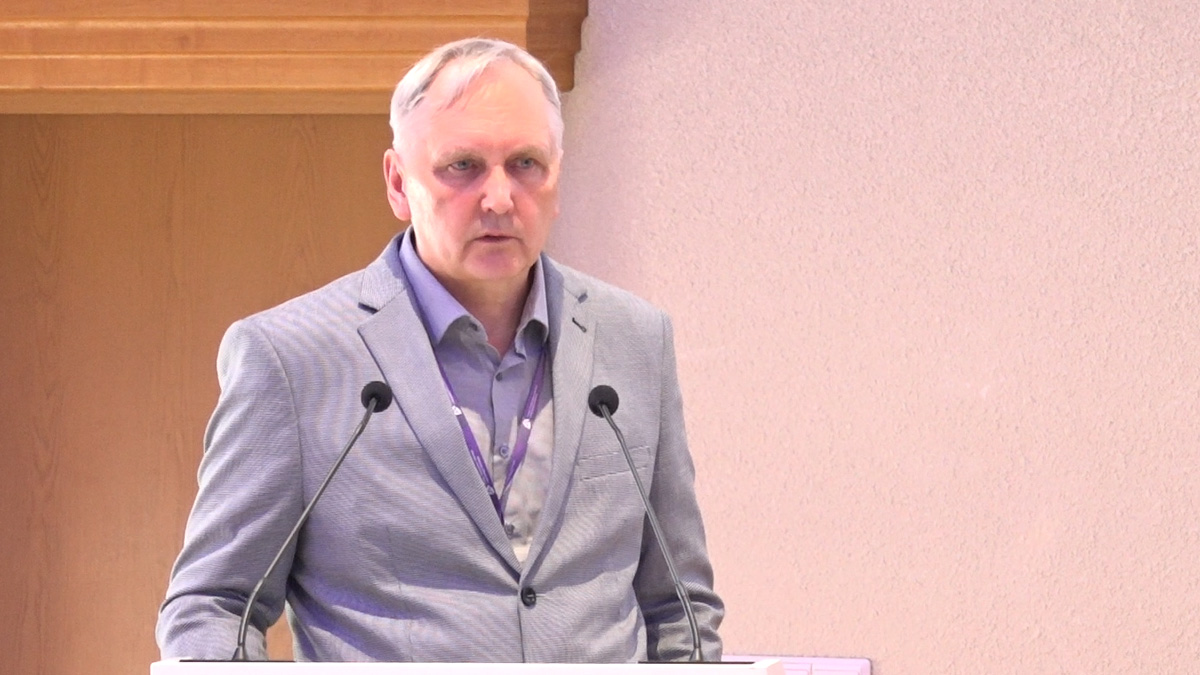 Czy w dobie dokumentacji elektronicznej potrzebujemy jeszcze paszportu wyleczonego w dzieciństwie z choroby nowotworowej?