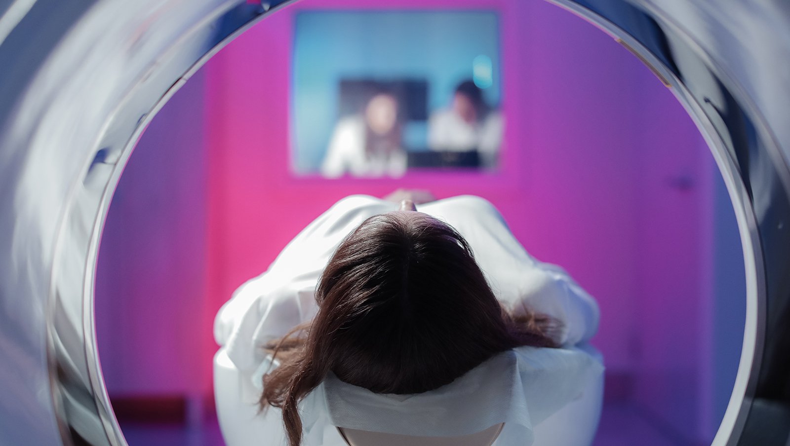 Obrazowanie radiologiczne w stanach nagłych w onkologii dziecięcej (klatka piersiowa, stany nagłe hematologiczne i naczyniowe)