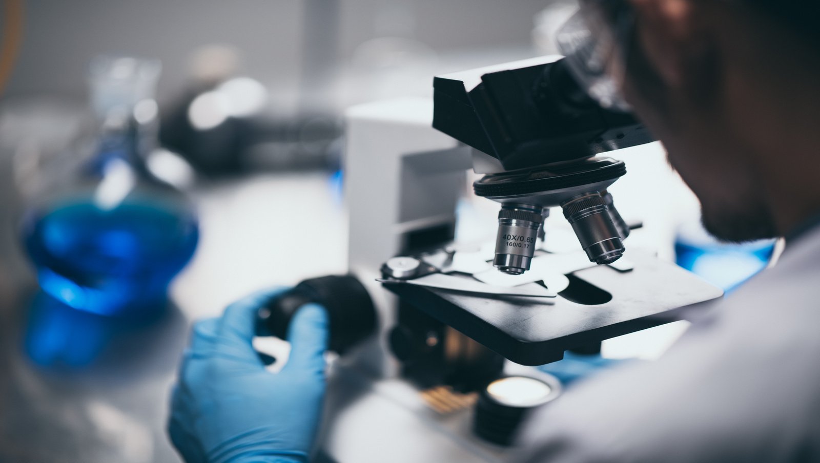 Skuteczność mirdametinibu w leczeniu objawowych nerwiakowłókniaków splotowatych związanych z neurofibromatozą typu 1